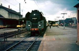 01 0530-4 in Bebra vor D1099, 11.09.1972