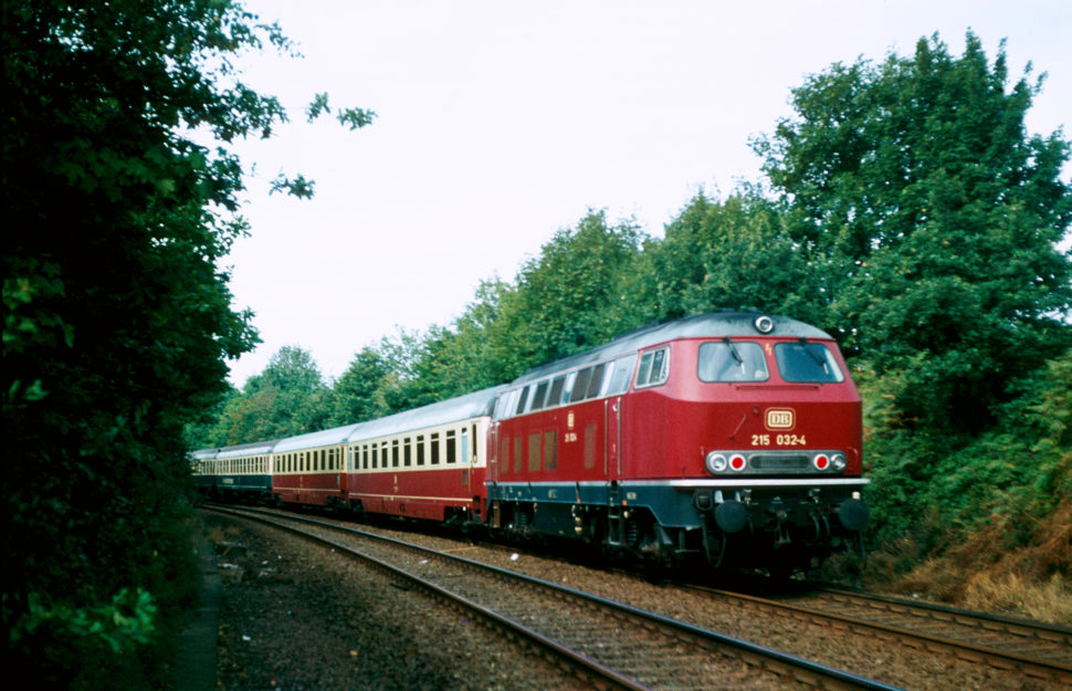 215 032-4 Remscheid Bökerhöhe, 28.08.1983