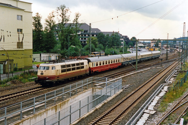 103 101-2 hinter Schwelm, 07.1987