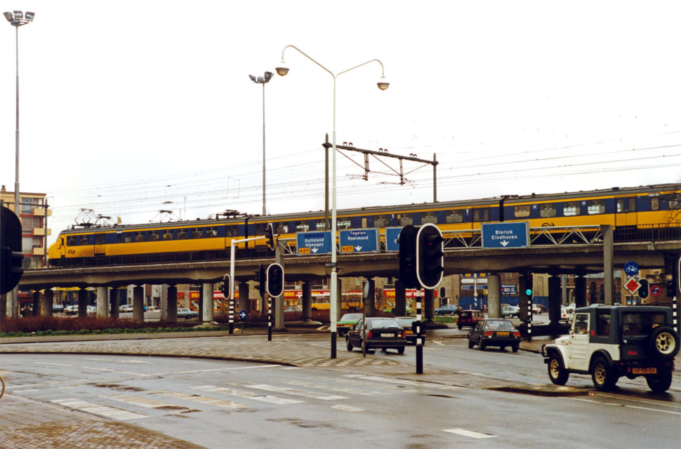 ELD 4 vor der Einfahrt in Venlo, 12.03.1988