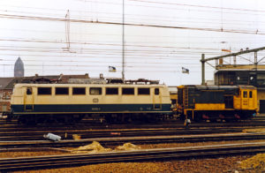 Lok 655 rangiert 140 344-3, 12.03.1988