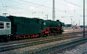 012 082-4 vor D1334 in Rheine, 07.1973