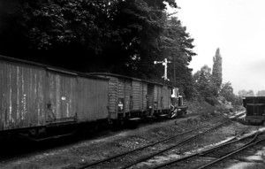 Güterzug Ausfahrt Bf Brohl der Brohltalbahn, 03.07.1971